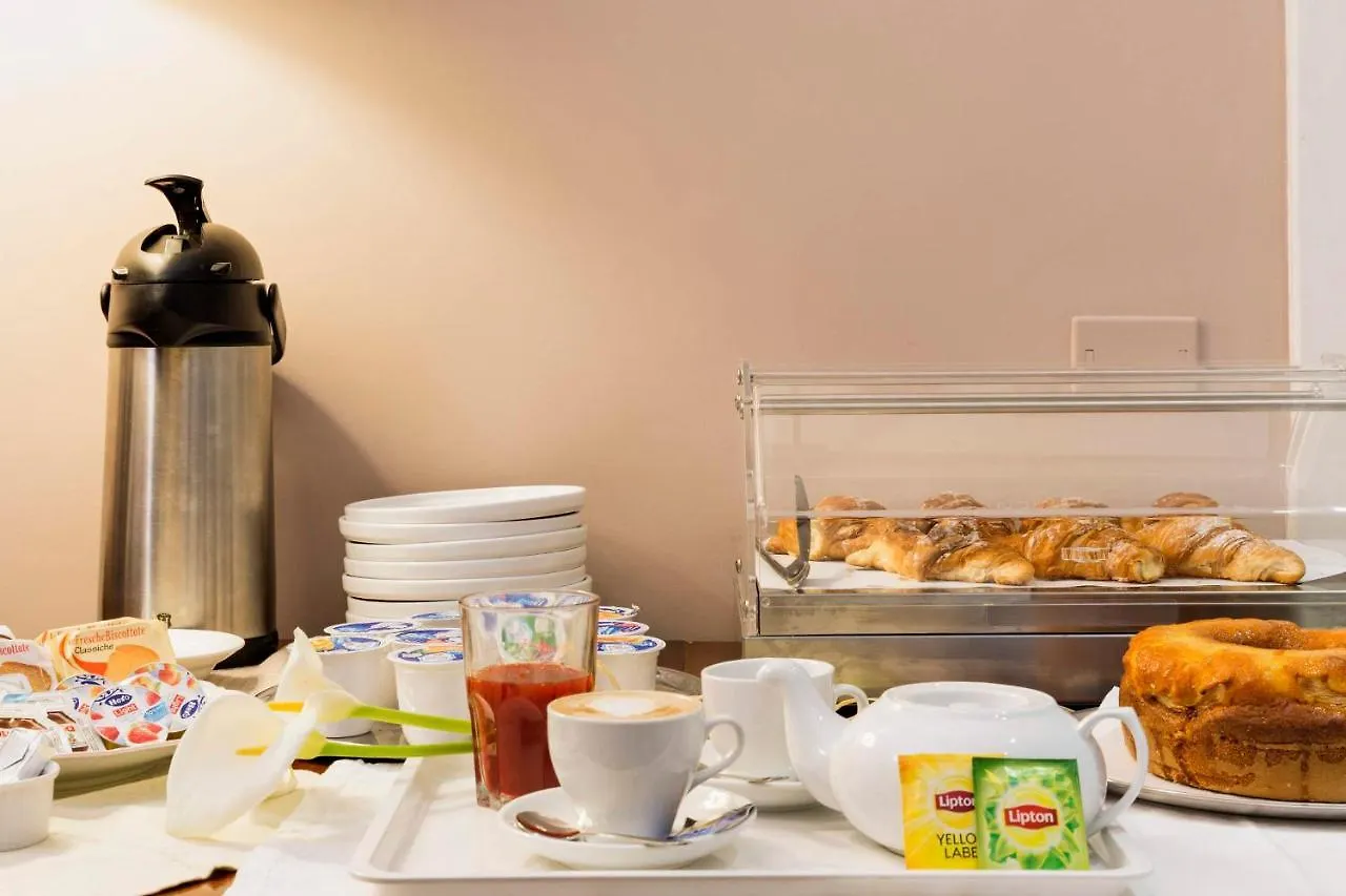 Bed & Breakfast Roma Talenti Fucini B&B