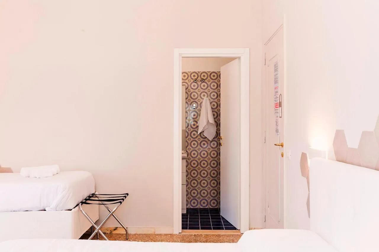 Bed & Breakfast Roma Talenti Fucini B&B