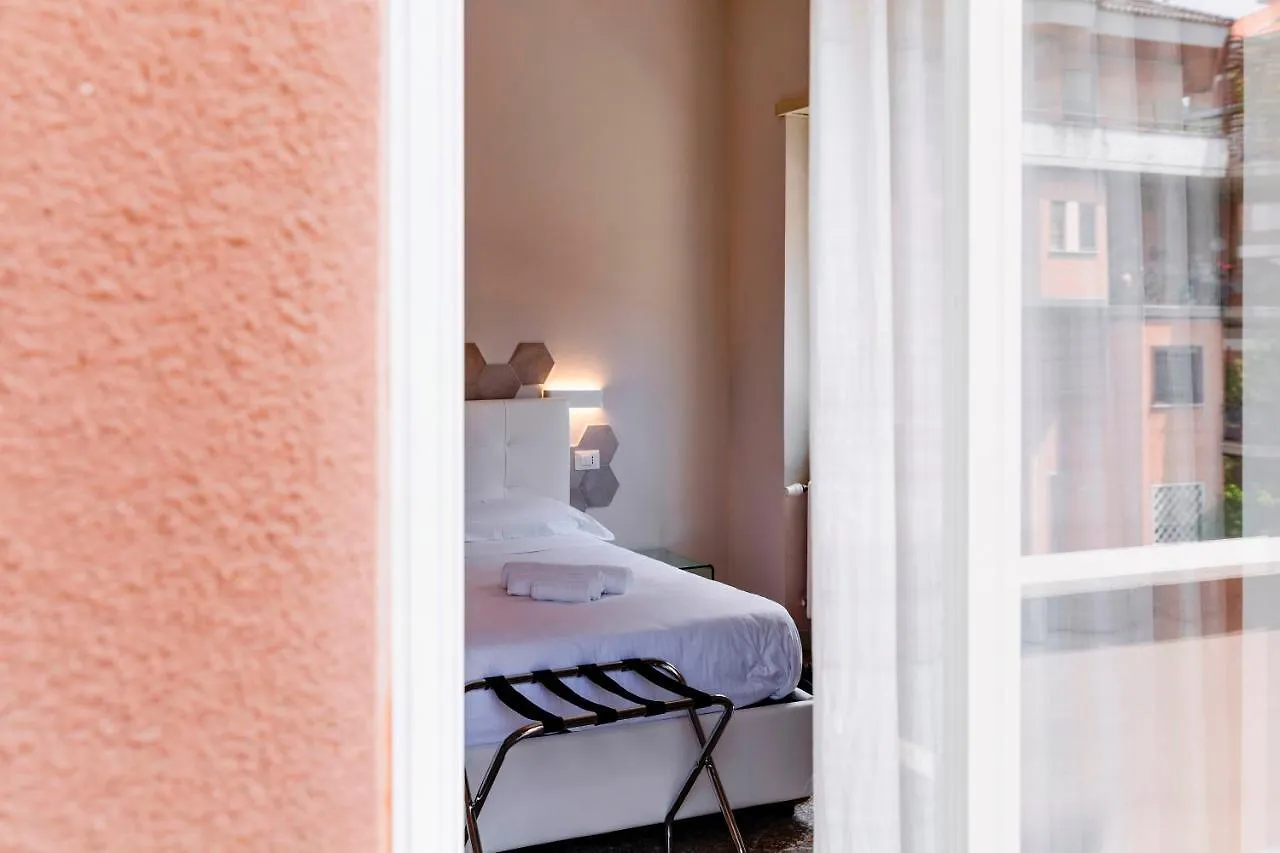 Bed and Breakfast Roma Talenti Fucini 0*,  Italia